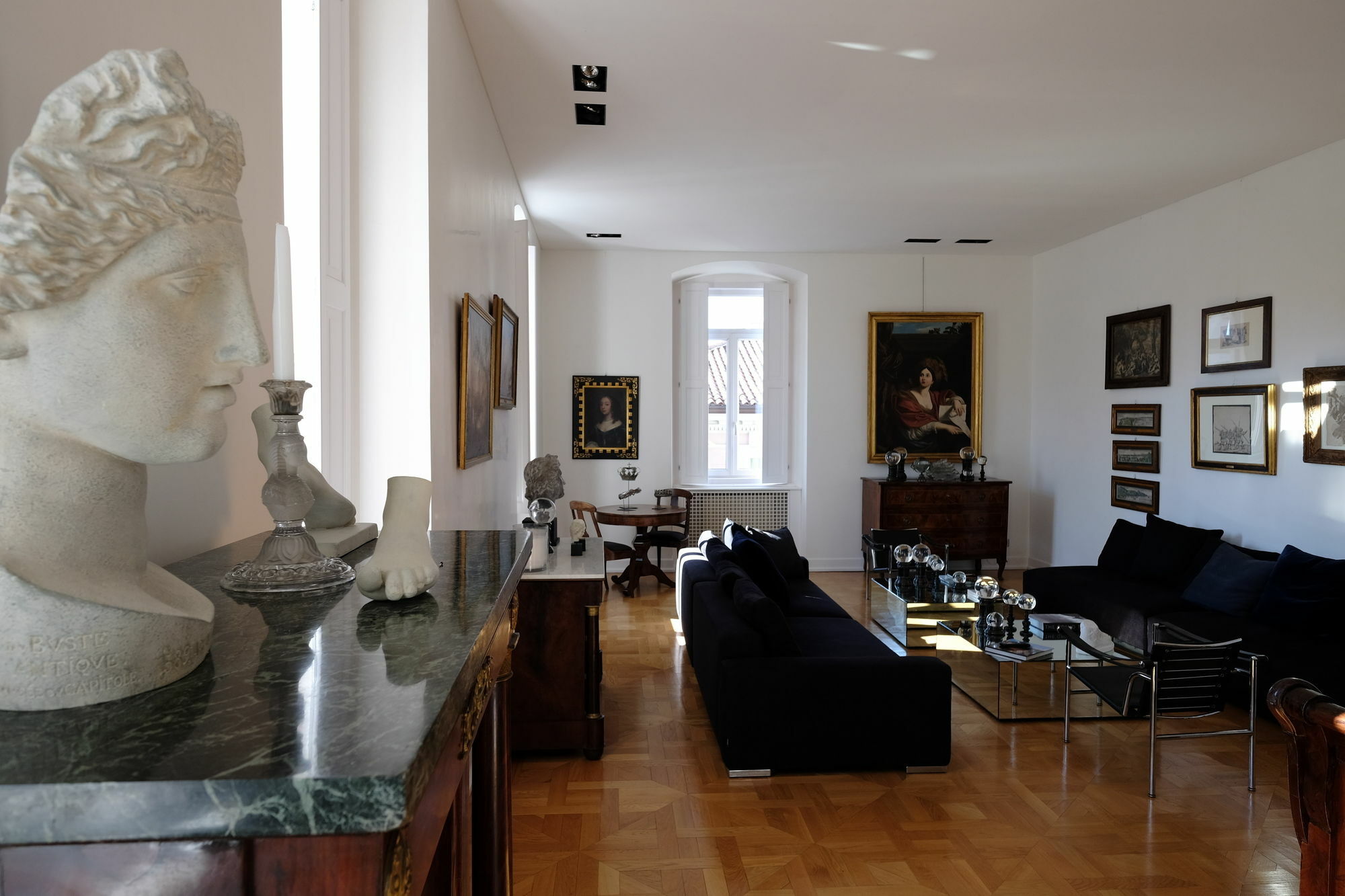 Aparthotel Seven Historical Trieste